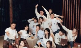 娱乐圈体育圈直播圈吃瓜有感 网红吃瓜独家爆料反差 今日吃瓜,网红吃瓜独家爆料，反差现象今日大揭秘